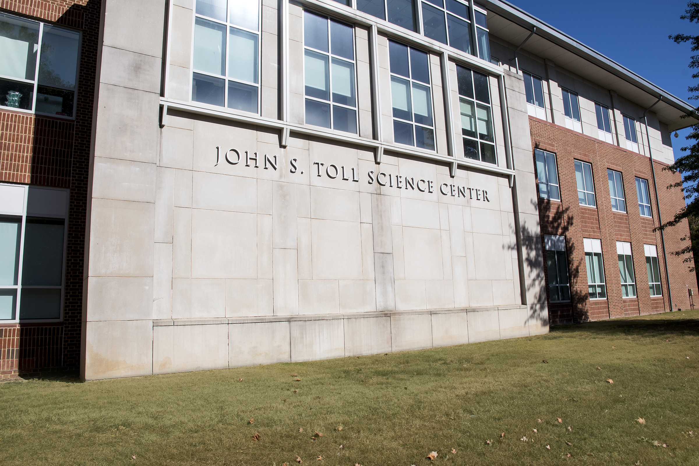 Toll Building