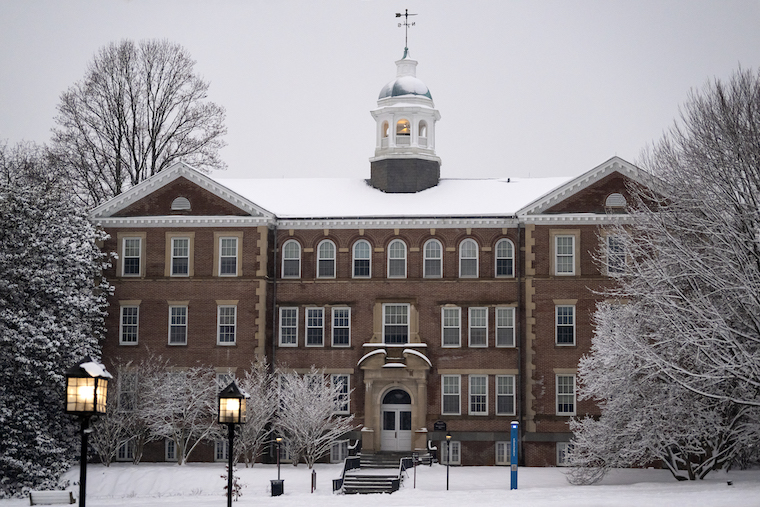 Washington College's Smith Hall in the snow. 